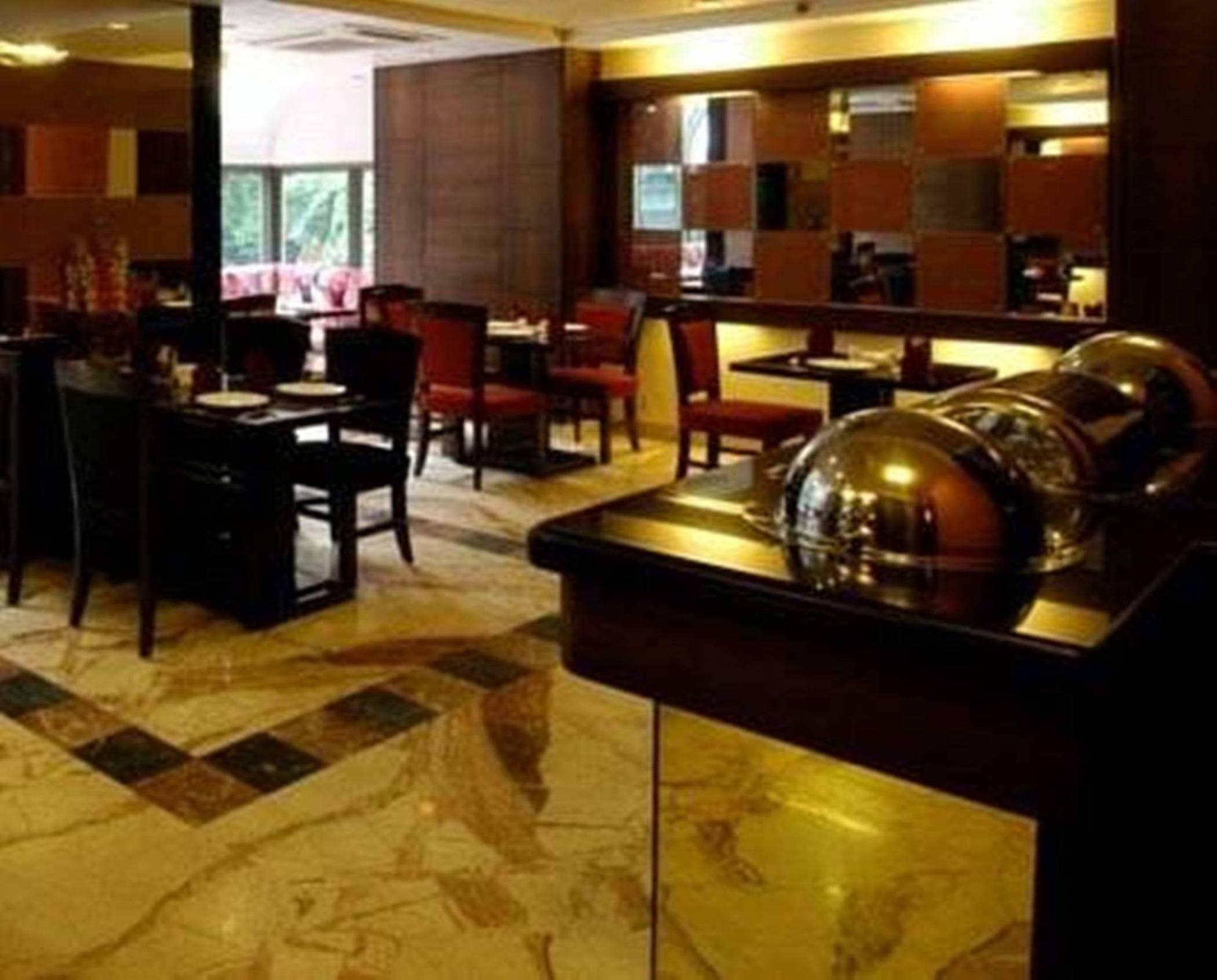 Hotel Airport International Bombaj Zewnętrze zdjęcie