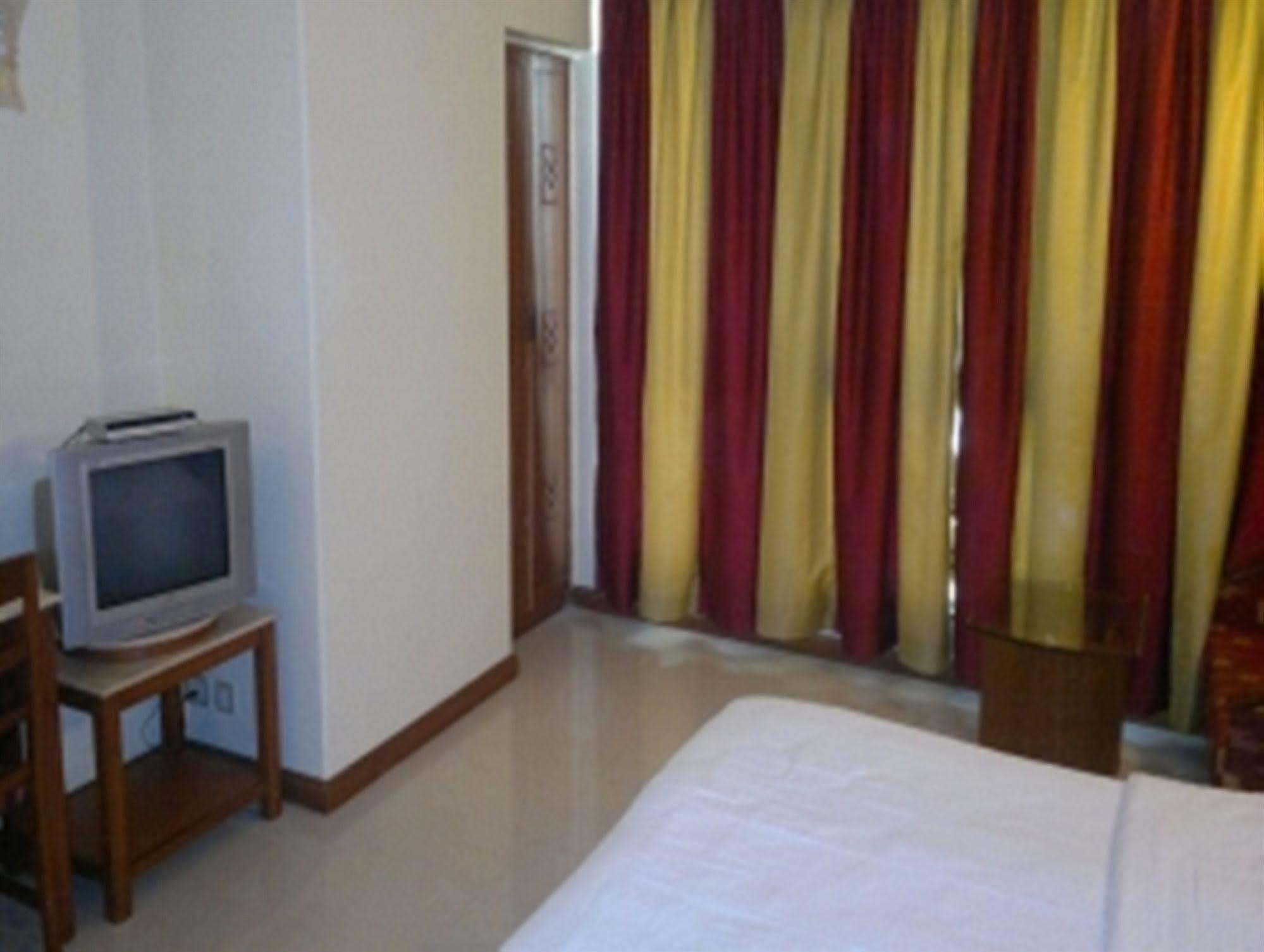 Hotel Airport International Bombaj Zewnętrze zdjęcie